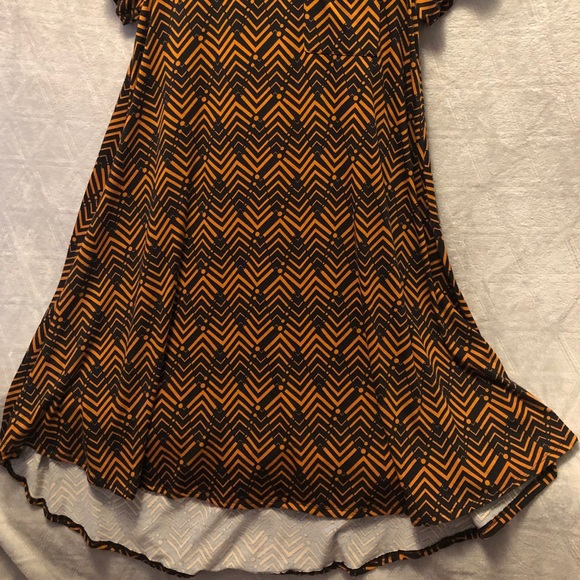 Dress - Picture 3 of 3